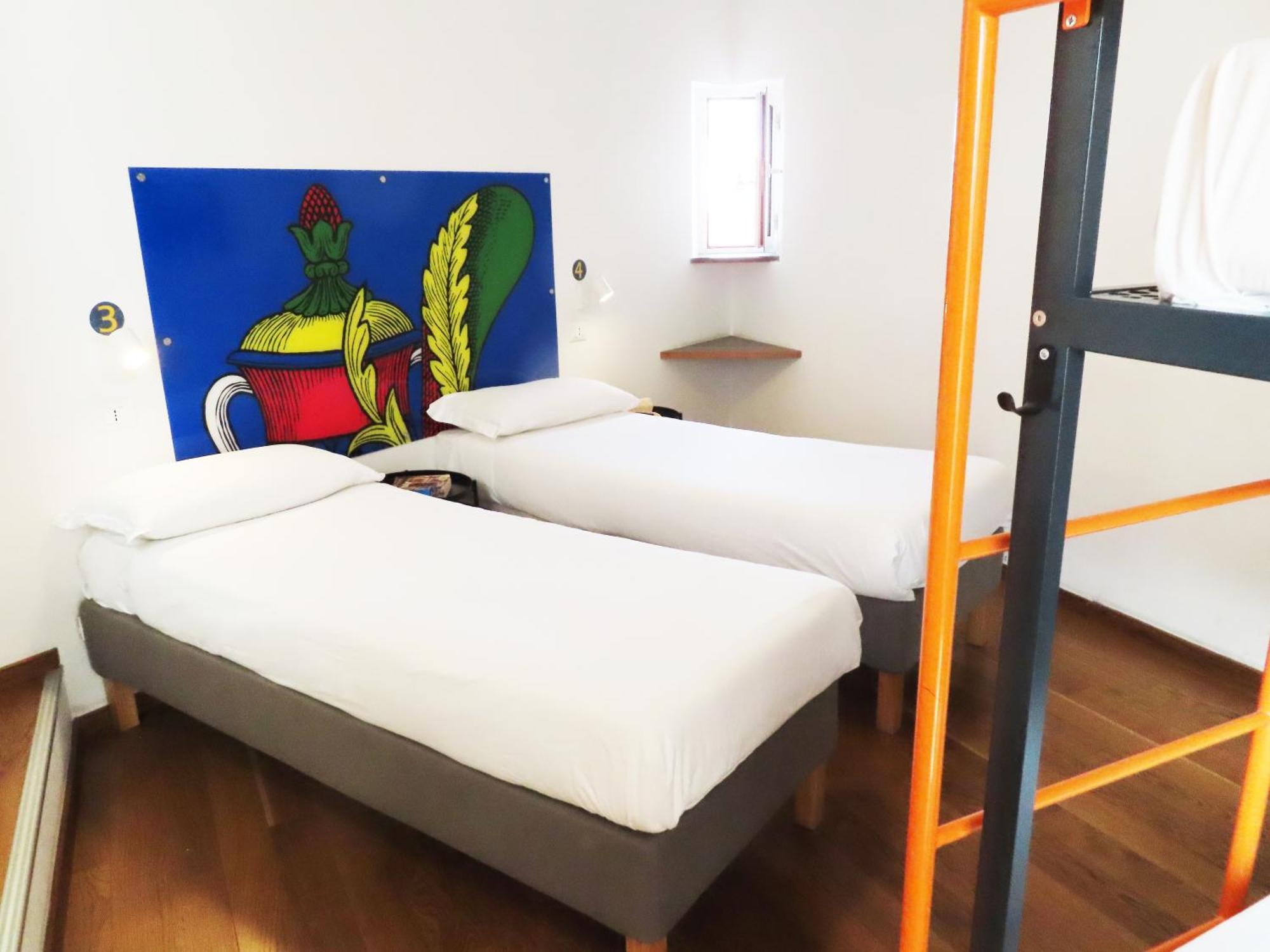 Hostel Tric Trac Naples - new 2024 prices, reviews, book now